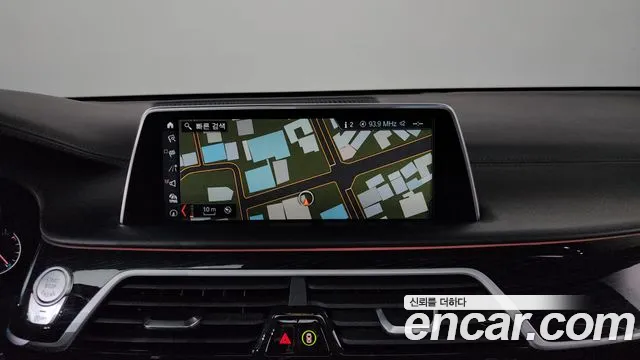 BMW 7 серии 2018 thumb 3