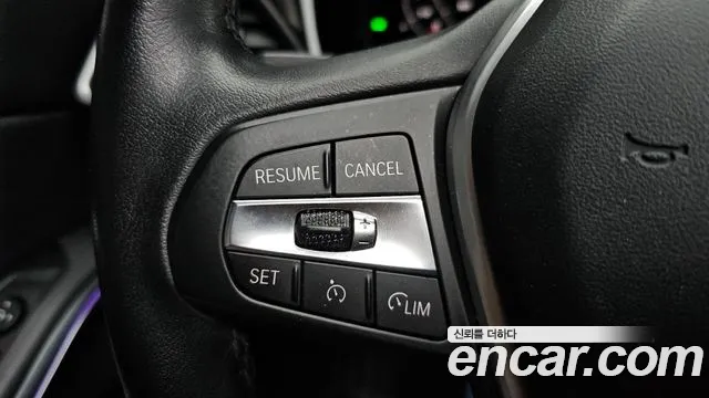 BMW 3 серии 2019 thumb 10
