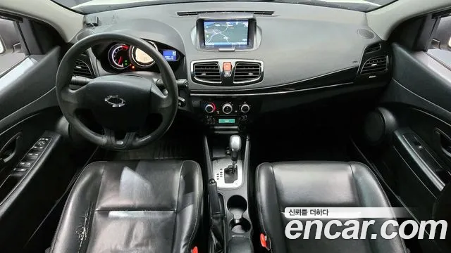 Renault SM3 2015 thumb 8