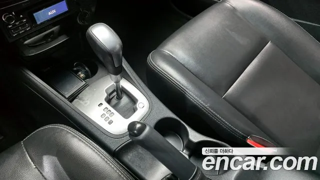 Renault SM3 2015 thumb 4