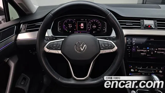 Volkswagen Passat GT 2022 thumb 3