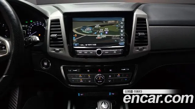 KGM Rexton 2019 thumb 10