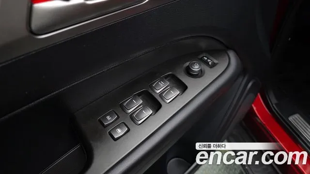KGM Rexton 2019 thumb 2