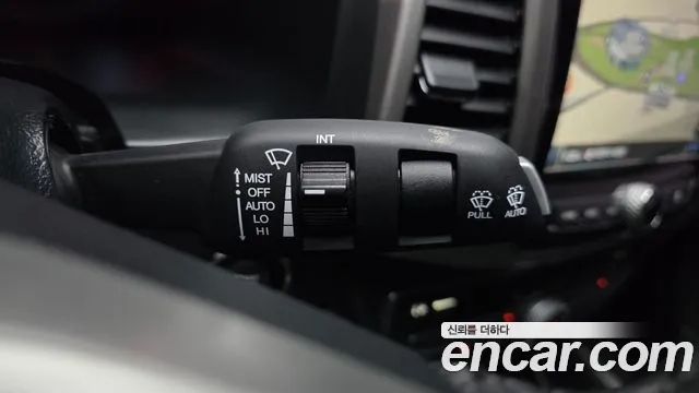 KGM Rexton 2019 thumb 3