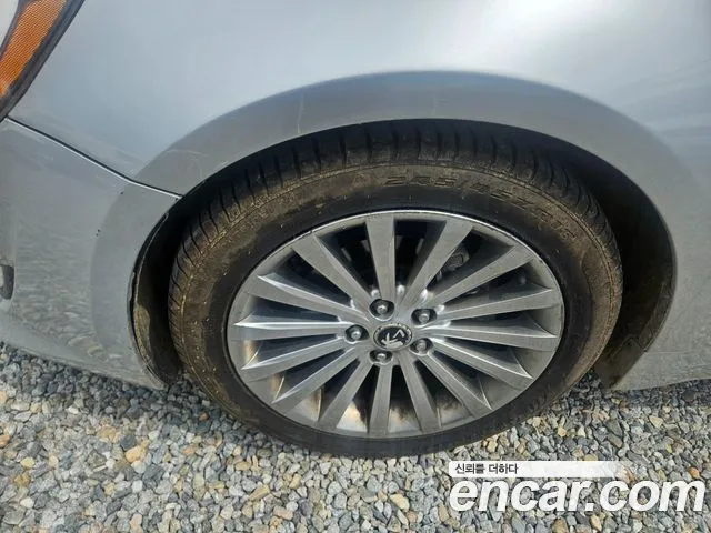 Kia K7 2010 thumb 12