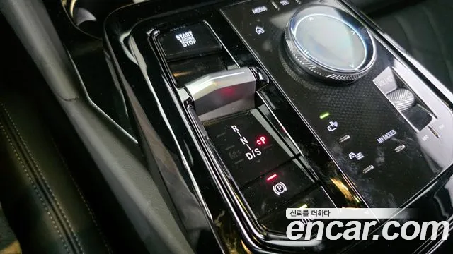 BMW 5 серии 2025 thumb 7