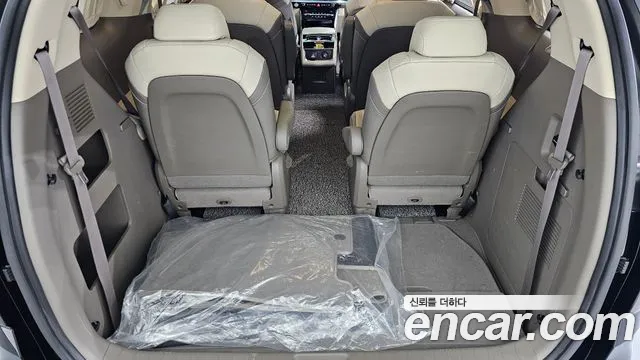 Kia Carnival 2021 thumb 8