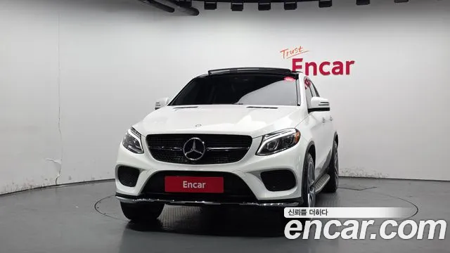 Mercedes-Benz GLE-Класс 2017 thumb 2