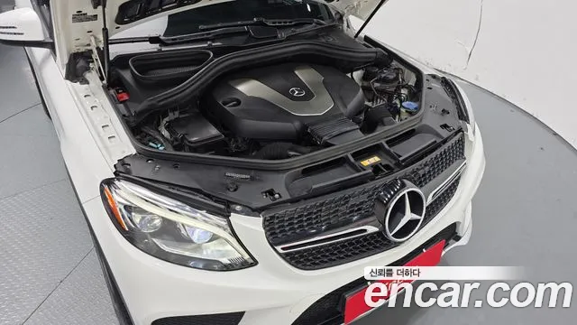 Mercedes-Benz GLE-Класс 2017 thumb 6