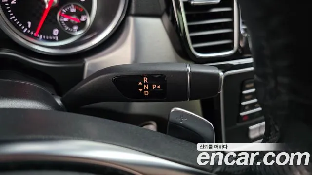 Mercedes-Benz GLE-Класс 2017 thumb 3