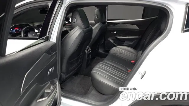 Peugeot 408 2024 thumb 2