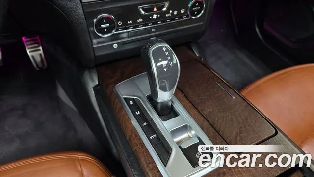 Maserati Ghibli 2016 thumb 12