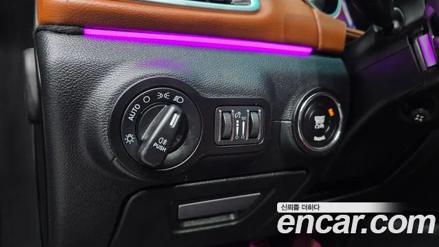 Maserati Ghibli 2016 thumb 8