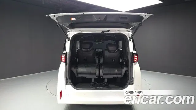Toyota Alphard 2025 thumb 12