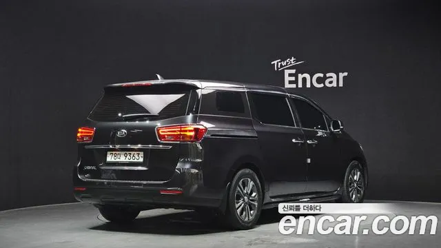 Kia Carnival 2018 thumb 7