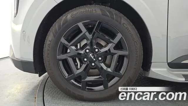 Kia Carnival 2025 thumb 4