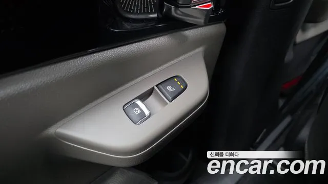 Kia Carnival 2025 thumb 8