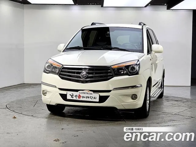 KGM Korando 2013 thumb 2