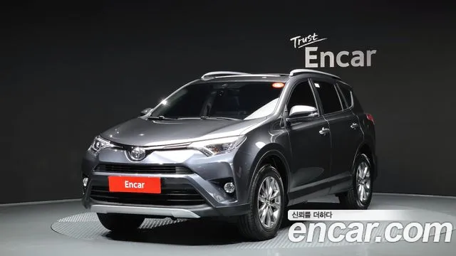 Toyota RAV4 2018 thumb 2