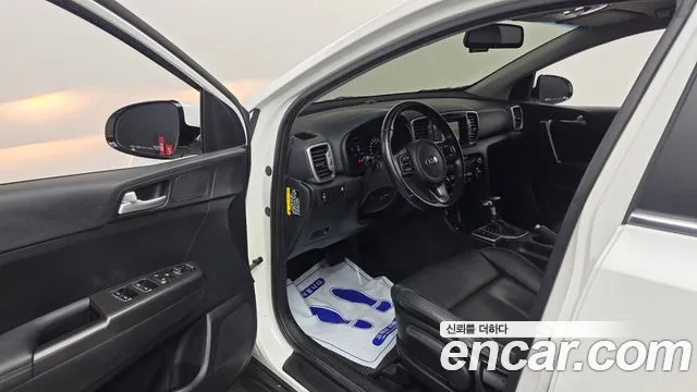 Kia Sportage 2016 thumb 8