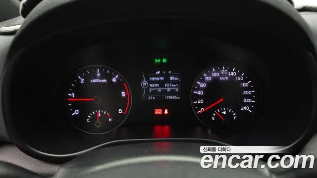 Kia Sportage 2016 thumb 2