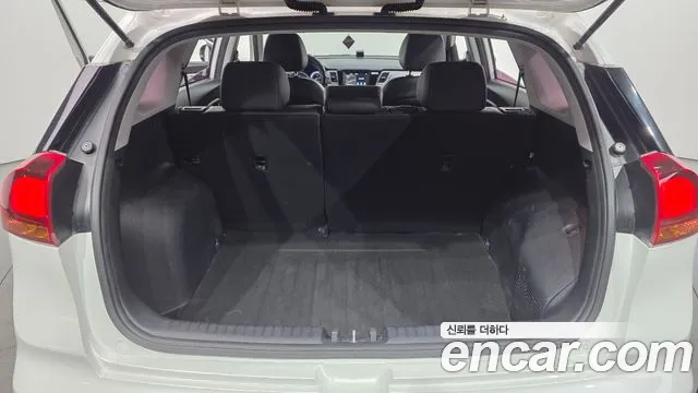 Kia Niro 2016 thumb 12