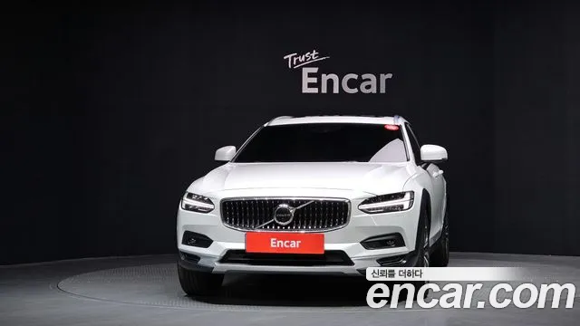 Volvo V90 Cross Country 2021 thumb 7