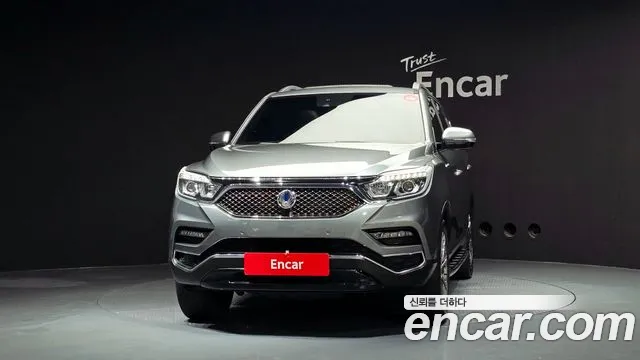 KGM Rexton 2018 thumb 4