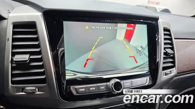 KGM Rexton 2018 thumb 10