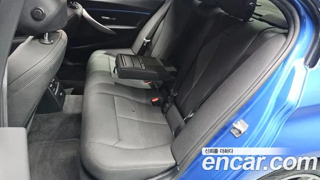 BMW 3 серии 2017 thumb 9