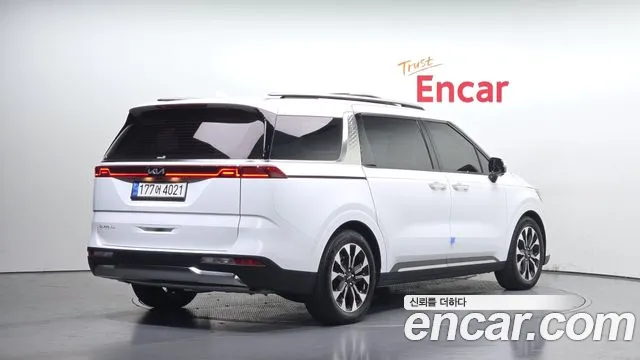 Kia Carnival 2022 thumb 11