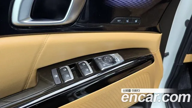 Kia Carnival 2022 thumb 4