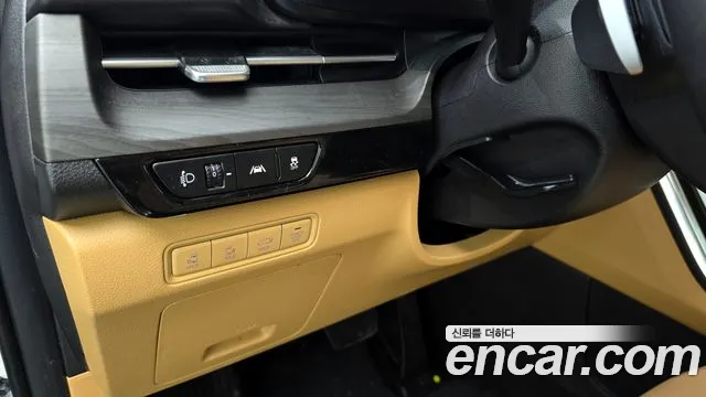 Kia Carnival 2022 thumb 5