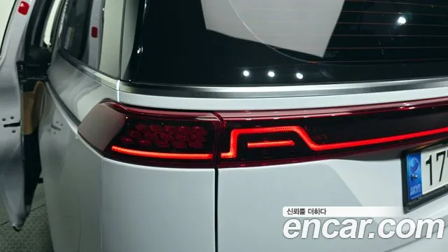 Kia Carnival 2022 thumb 6