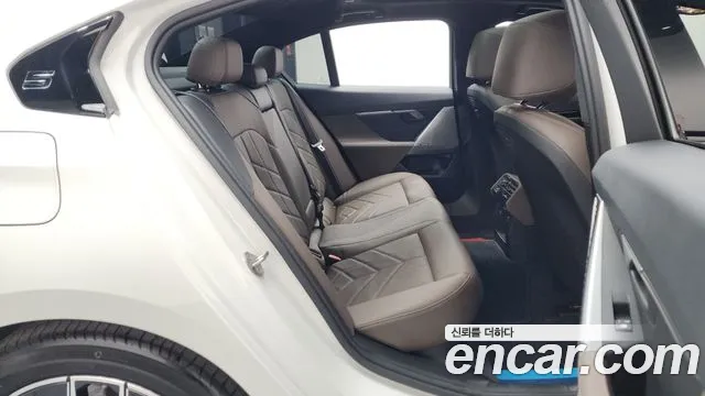 BMW 5 серии 2024 thumb 7