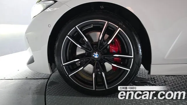 BMW 3 серии 2025 thumb 8