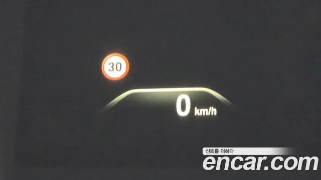 BMW 5 серии 2018 thumb 3