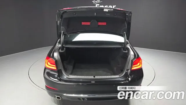 BMW 5 серии 2018 thumb 7