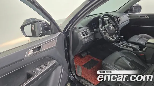 KGM Rexton 2018 thumb 7
