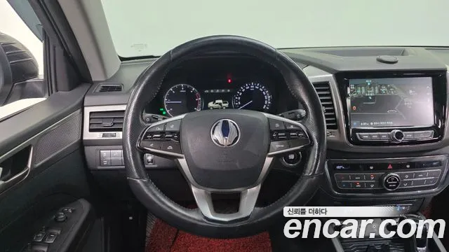 KGM Rexton 2018 thumb 10