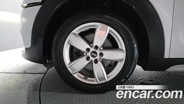 Mini Cooper Countryman 2018 thumb 12