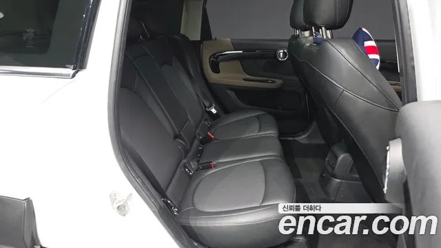 Mini Cooper Countryman 2018 thumb 10
