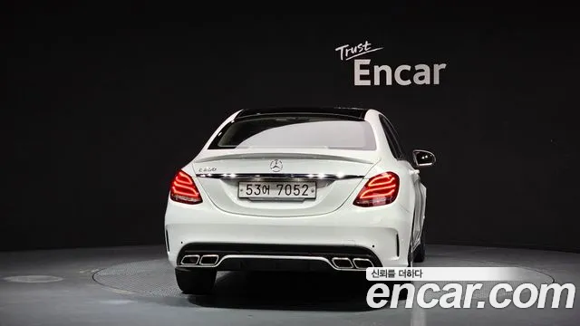 Mercedes-Benz C-Class 2015 thumb 11