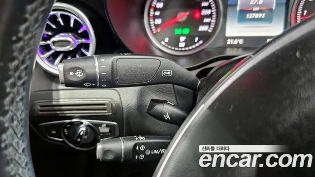 Mercedes-Benz C-Class 2015 thumb 6