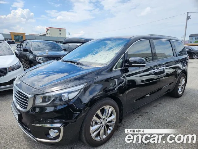 Kia Carnival 2015 thumb 9