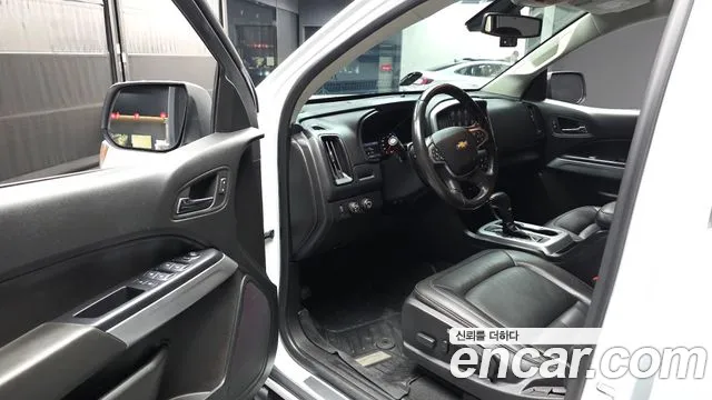 Chevrolet Colorado 2019 thumb 3
