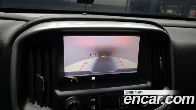Chevrolet Colorado 2019 thumb 12