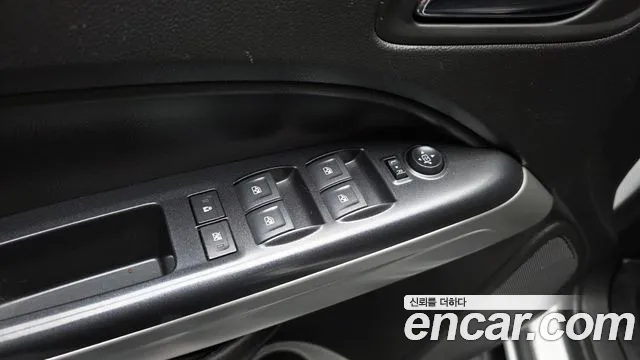 Chevrolet Colorado 2019 thumb 2