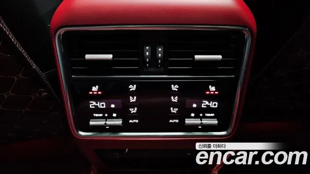 Porsche Cayenne 2023 thumb 9