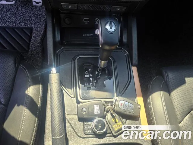 KGM Rexton 2021 thumb 3